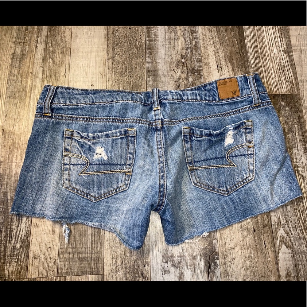 American eagle blue jean shorts